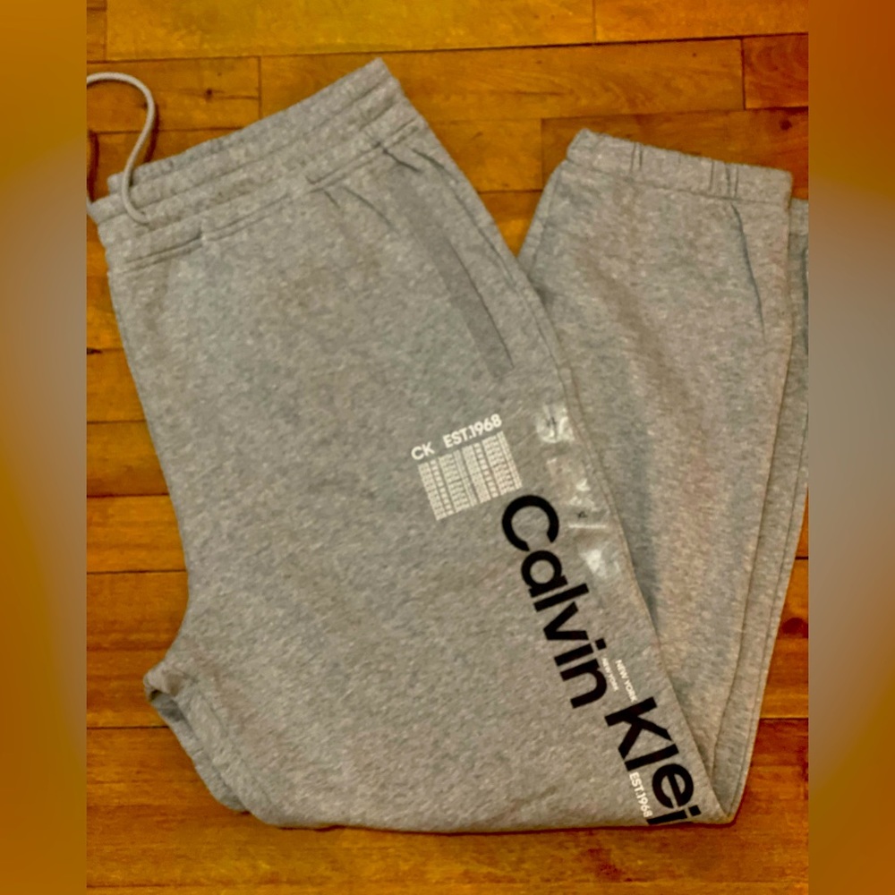 50% Off -CALVIN KLEIN- XL Mens/ Woman’s GREY Sweatpants -BRAND NEW W/ TAGs
